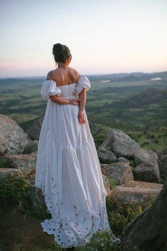 mobile - carousel-hero-element image-2